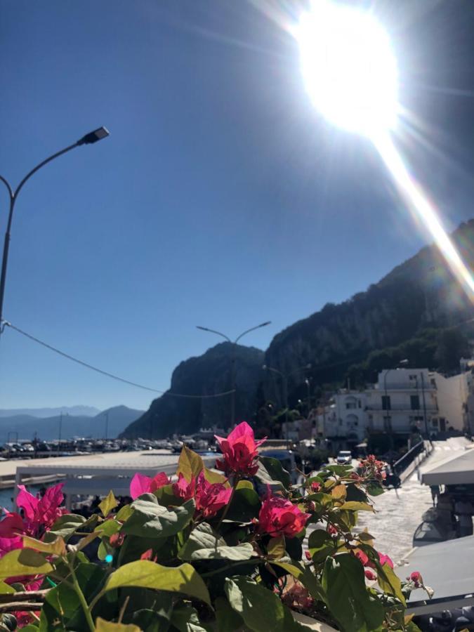 La Baia Di Napoli Lägenhet Capri Exteriör bild