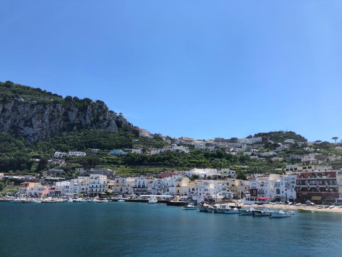 La Baia Di Napoli Lägenhet Capri Exteriör bild