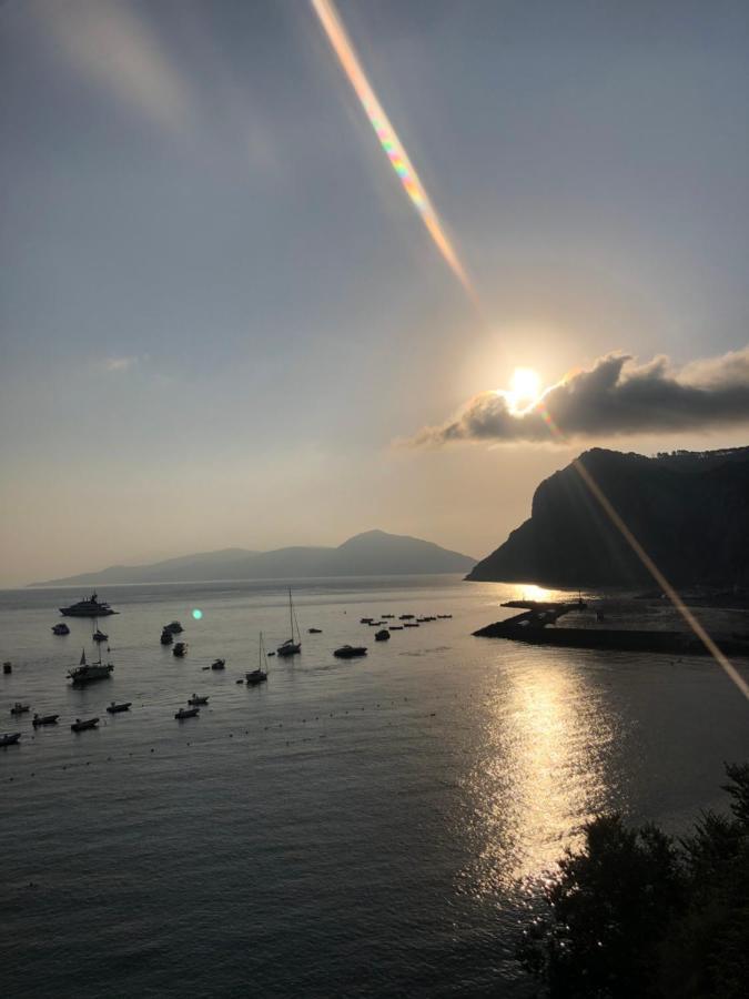 La Baia Di Napoli Lägenhet Capri Exteriör bild